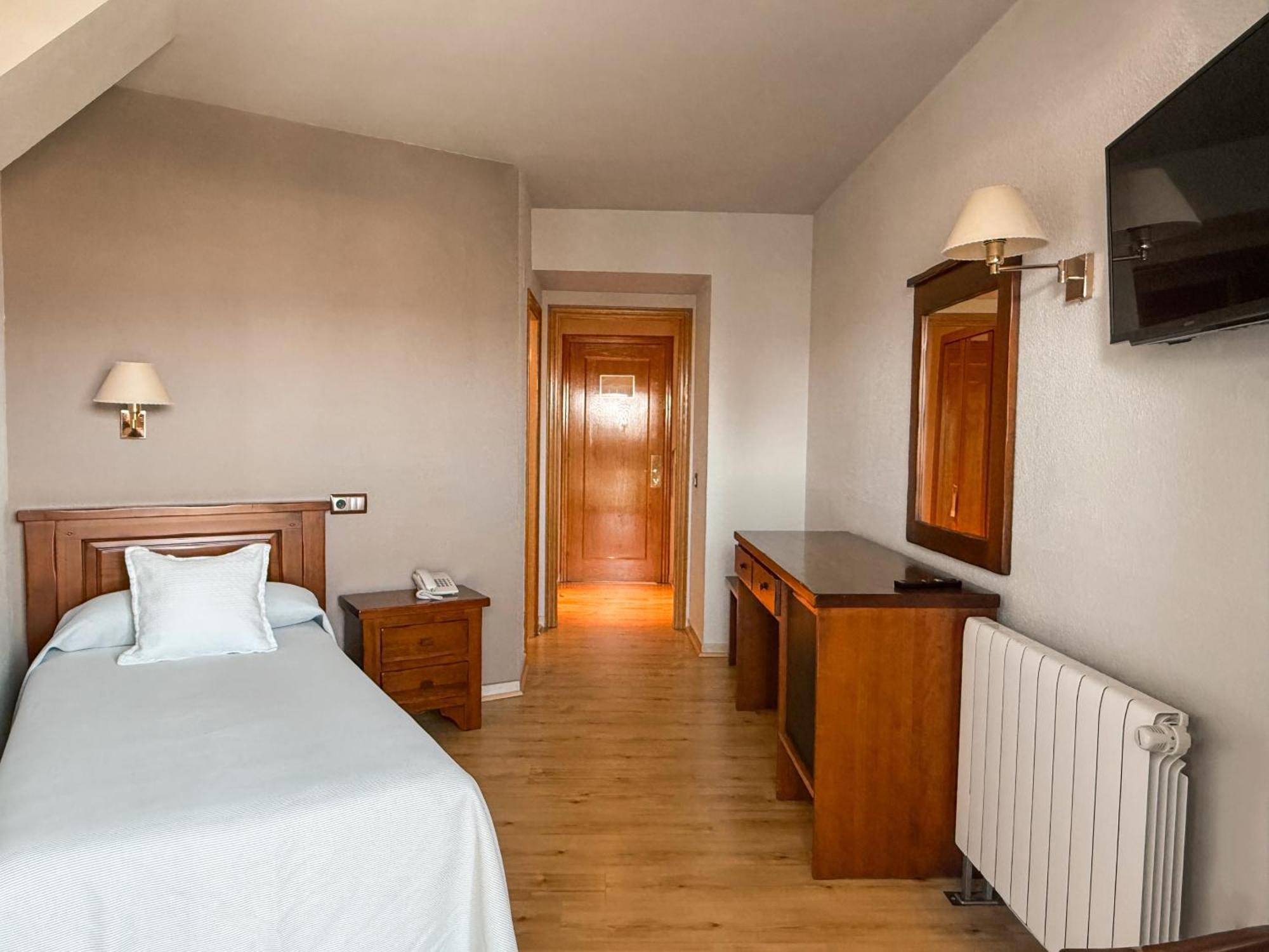 Puigcerda Park Hotel Экстерьер фото