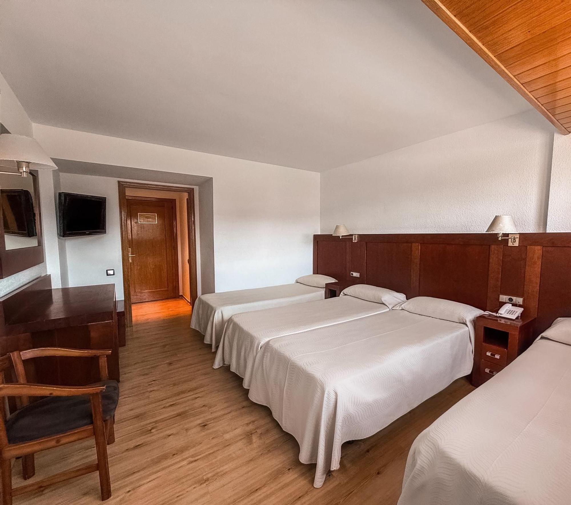 Puigcerda Park Hotel Экстерьер фото